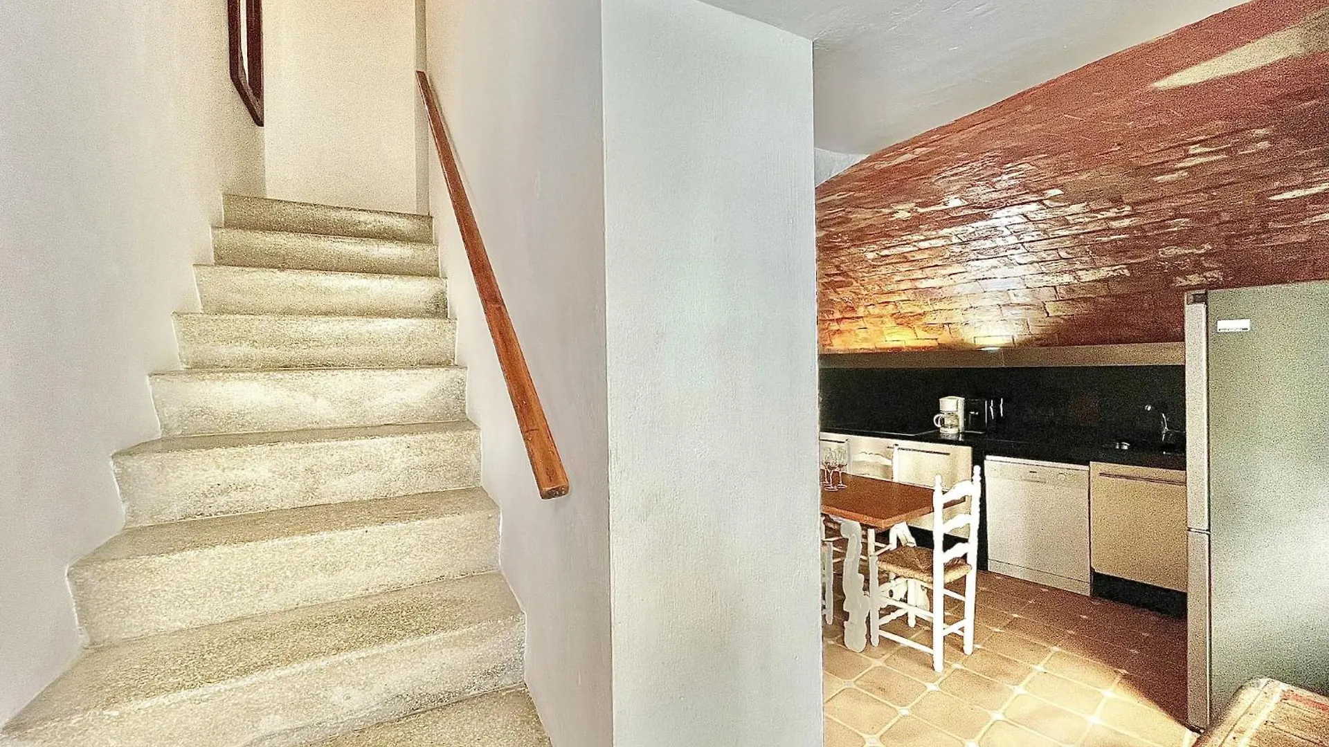 Spacious Apartment Near Roses Beach Spagna